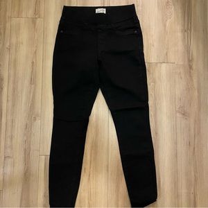 Target Universal Threads Black Jegging